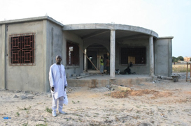 Aktive Fredsreiser bygger skole i Gambia
