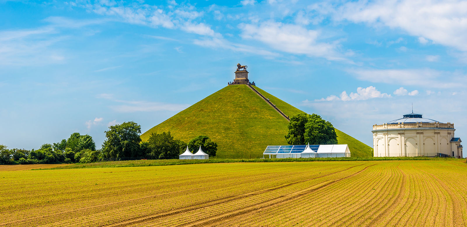 Minnesmerket ved slagmarken i Waterloo i Belgia