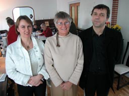 Helsingforskomiteen med Helga Arntzen i midten.