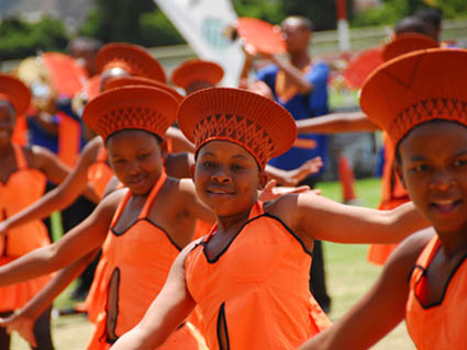 Dansende kvinner i Sør Afrika